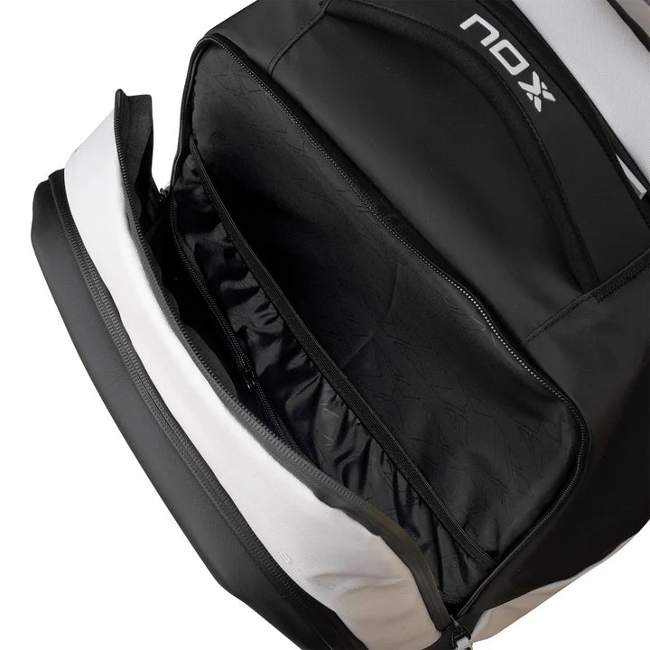 MOCHILA DE PADEL NOX  LUXURY MASTER SERIES